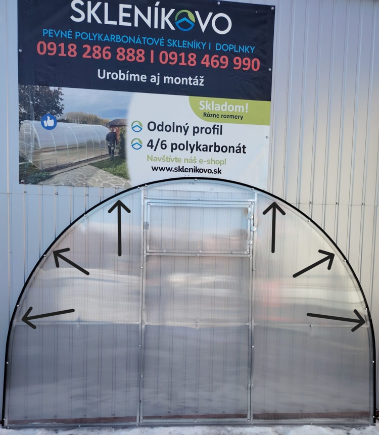 Predmontáž čiel záhradného skleníka